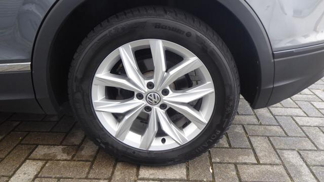 VOLKSWAGEN Tiguan 2.0 TDI SCR DSG Business BlueMotion Technology