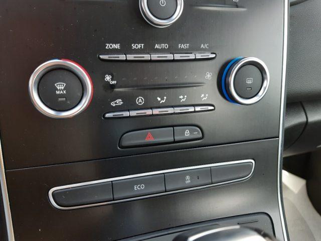 RENAULT Scenic Scénic Blue dCi 120 CV EDC Initiale Paris