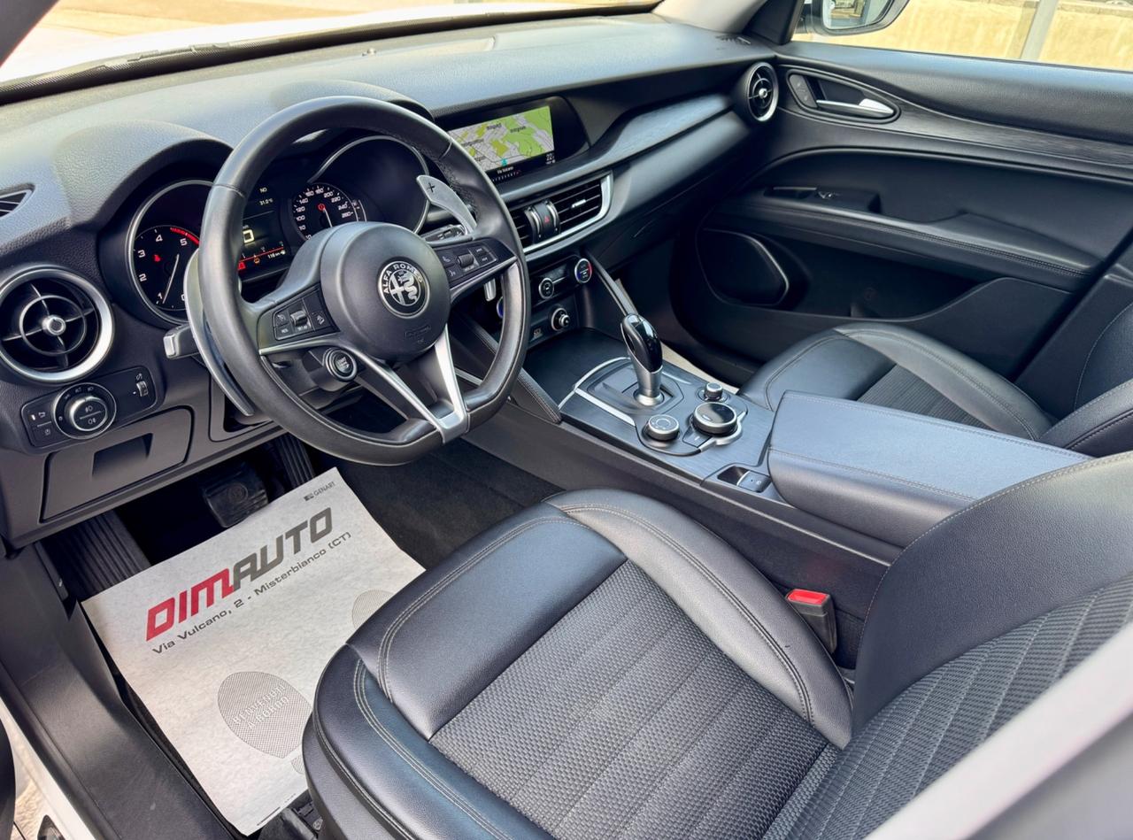 Alfa Romeo Stelvio 2.2 Turbodiesel 210 CV AT8 Q4 Super