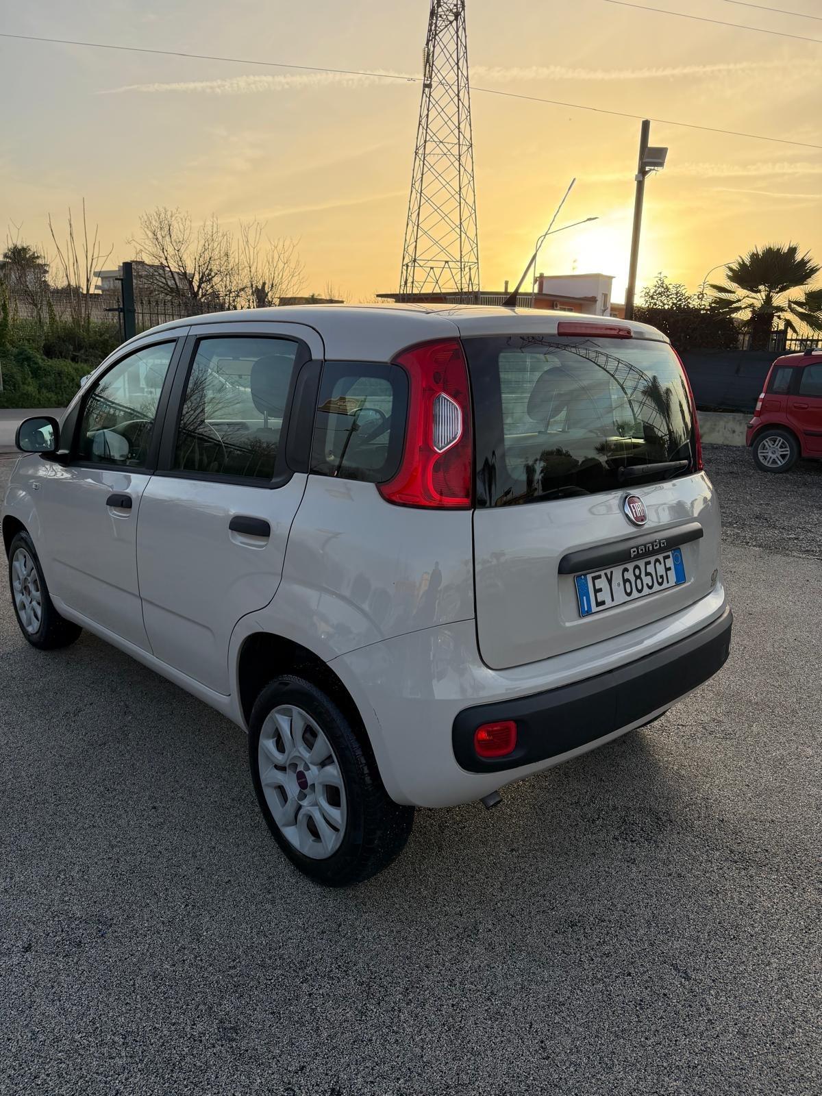 Fiat Panda 0.9 metano 2015