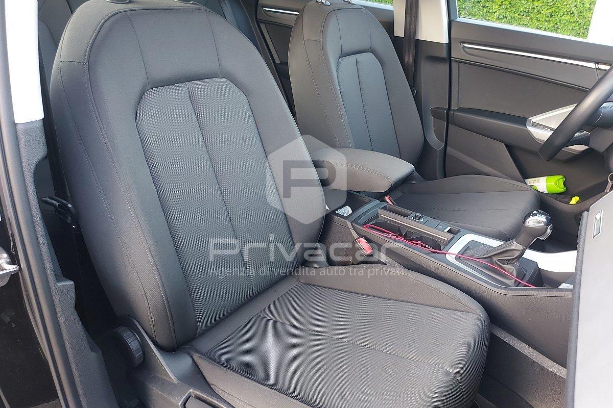 AUDI Q3 35 TDI S tronic Business Advanced
