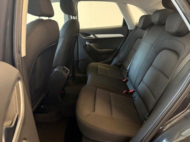 AUDI Q3 2.0 TDI 120 CV Business