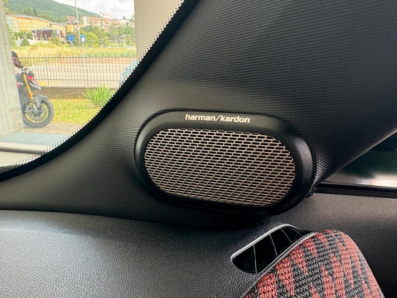 Mini JOHN COOPER WORKS 2.0 231CV