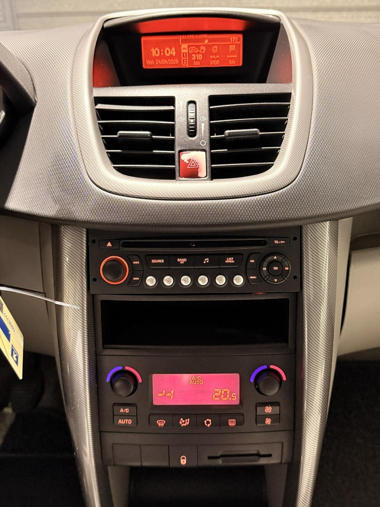 Peugeot 207 1.4 HDI 5 PORTE XT UNICO PROPRIETARIO