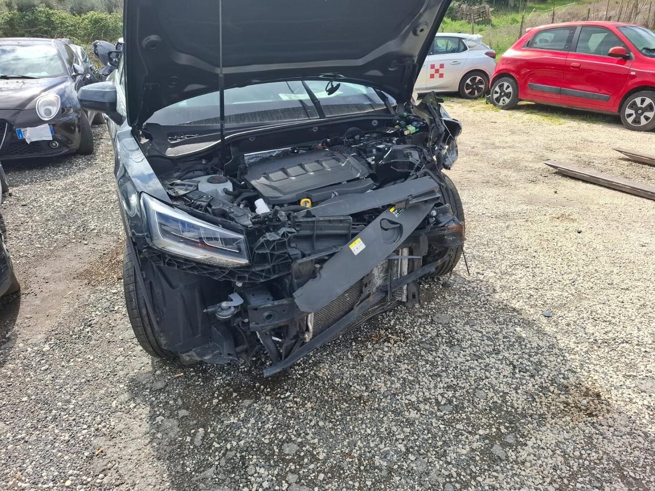 AUDI Q2 35 TDI QUATTRO STRONIC IDENTITY SINISTRATA