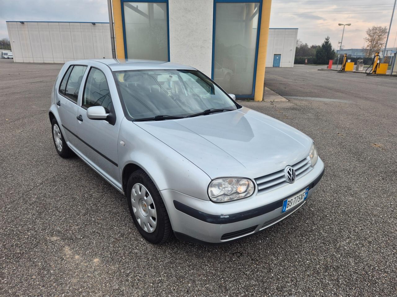 Volkswagen Golf 1.4 Benzina 16V cat 5 porte Euro 4