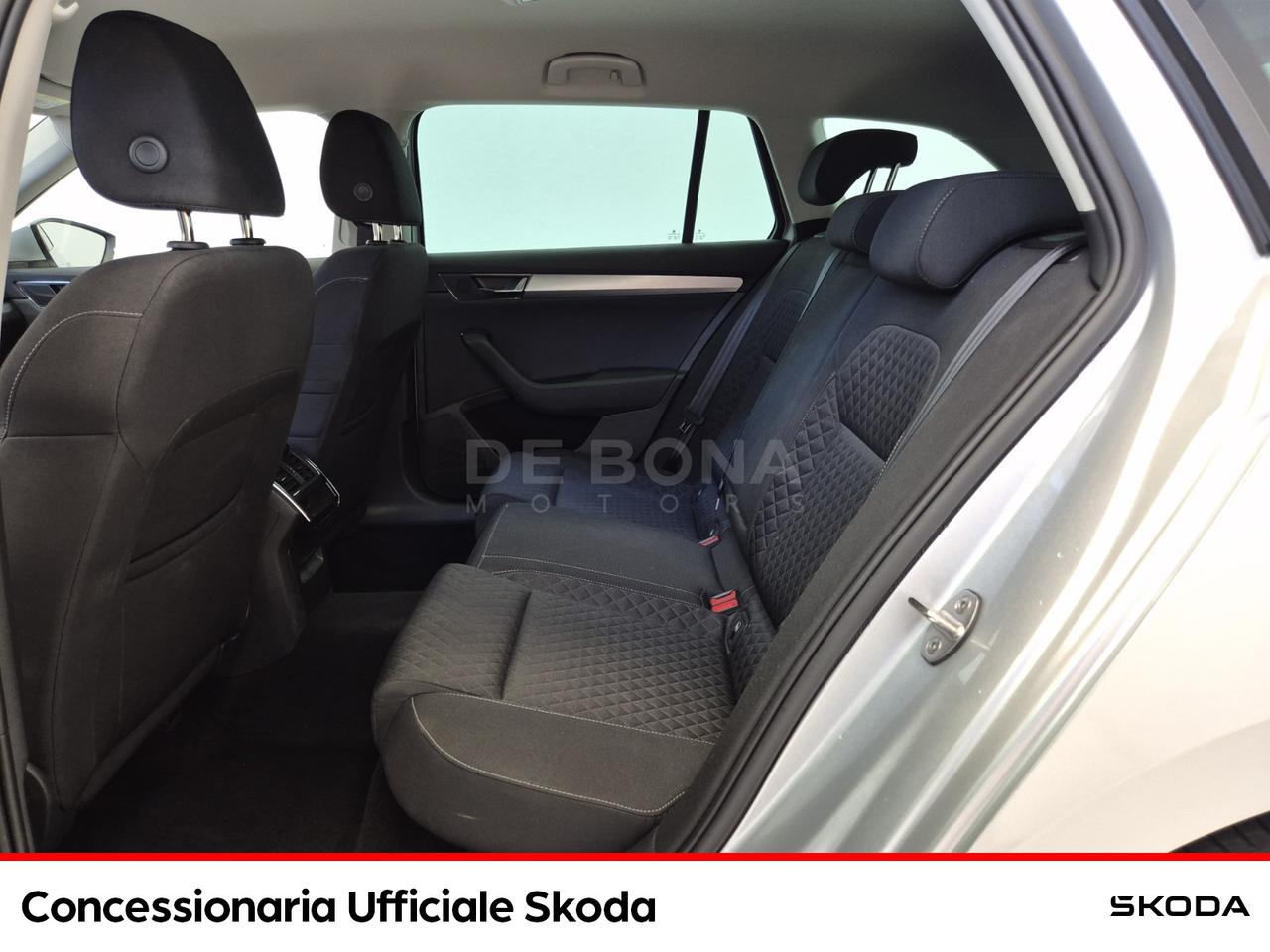 Skoda Superb wagon 2.0 tdi evo executive 150cv dsg