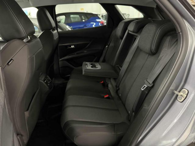 PEUGEOT 3008 BlueHDi 130 S&S EAT8 Allure