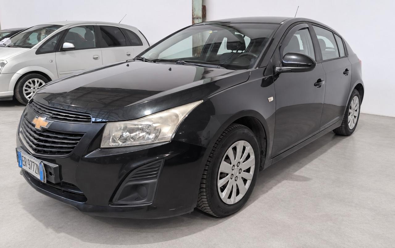 Chevrolet Cruze 1.6 5 porte GPL