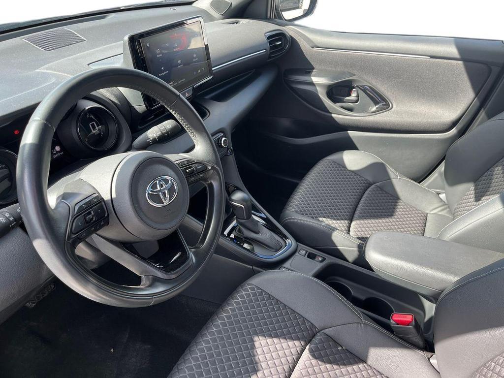 Toyota Yaris 1.5 hybrid Lounge