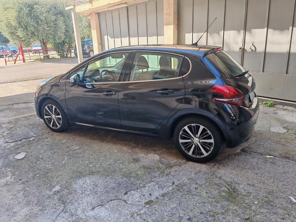 Peugeot 208 1.6 HdI come nuova
