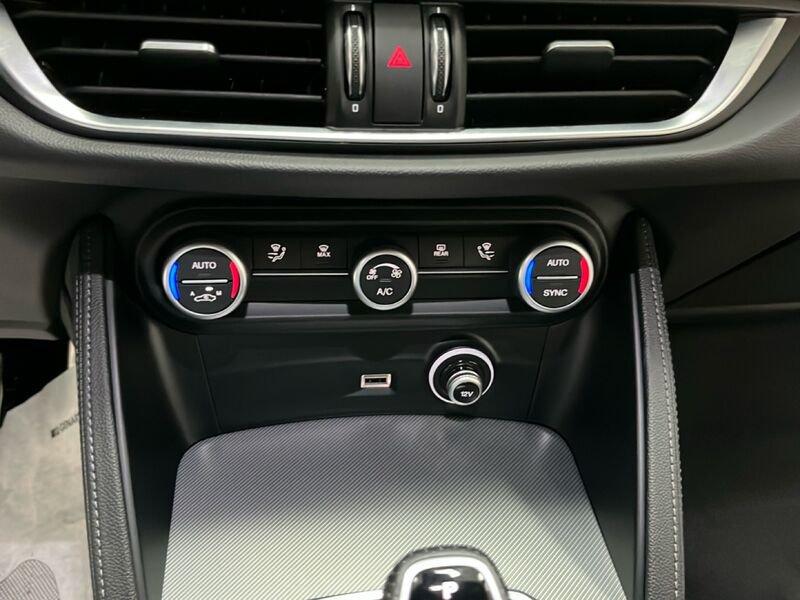 Alfa Romeo Stelvio 2.2 TD 160 CV Sprint AT8 RWD
