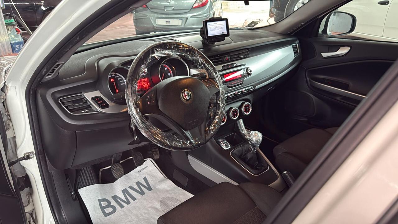 Alfa Romeo Giulietta 1.6 JTDm-2 105 CV Exclusive
