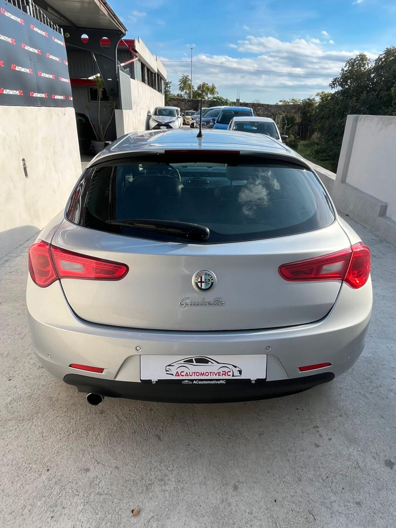 Alfa Romeo Giulietta 1.6 JTDm-2 105 CV Distinctive