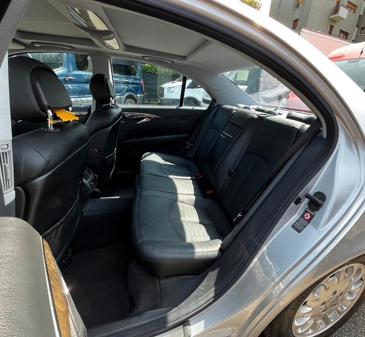Mercedes-benz E 240 cat Avantgarde benz/GPL - 2002