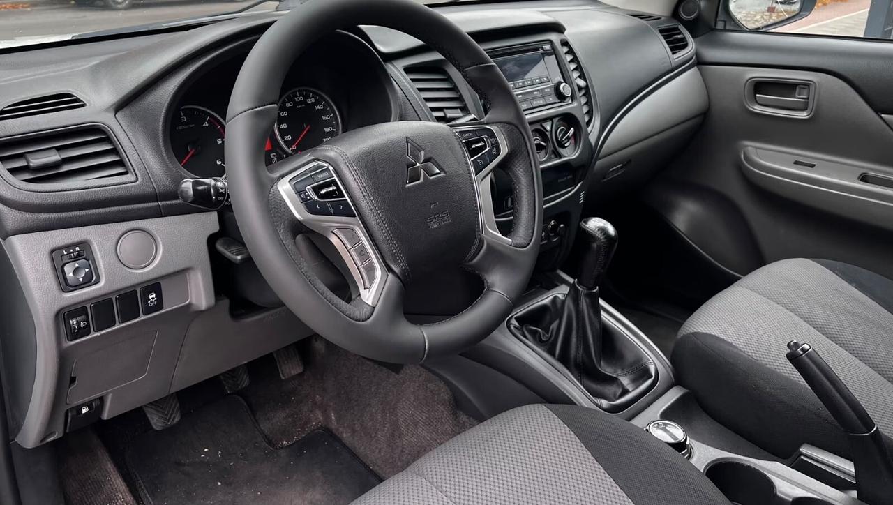 Mitsubishi L200 doppia cabina GANCIO+CERCHI
