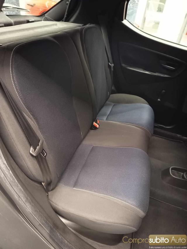 LANCIA Ypsilon 1.2 69 CV 5 porte Gold