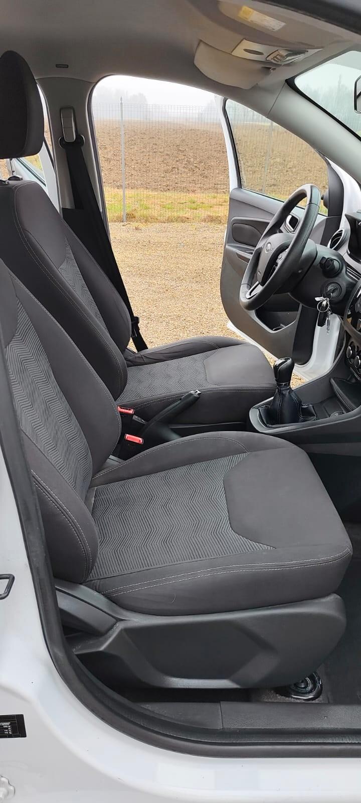 Ford Ka Ka+ 1.2 8V 69CV Titanium