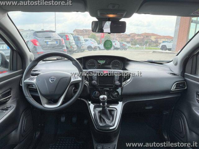 LANCIA Ypsilon 1.2 69 CV 5 porte GPL Ecochic Gold