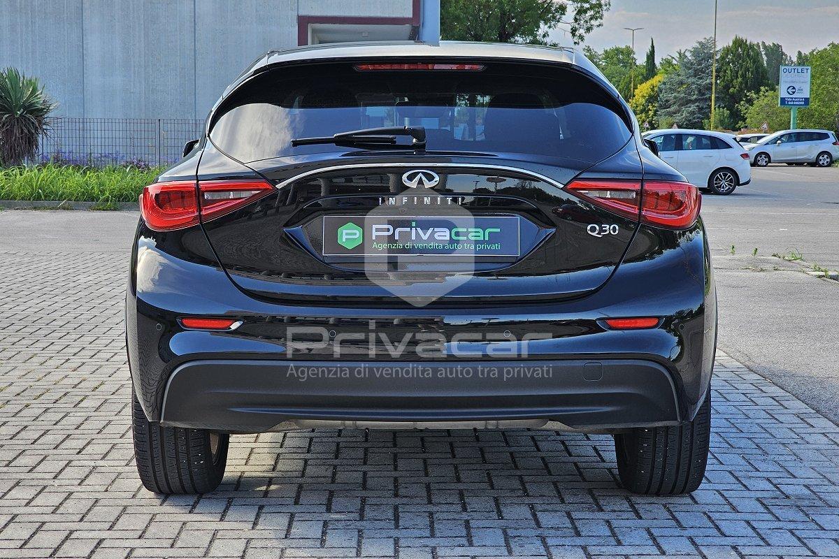 INFINITI Q30 1.5 diesel DCT Business Executive