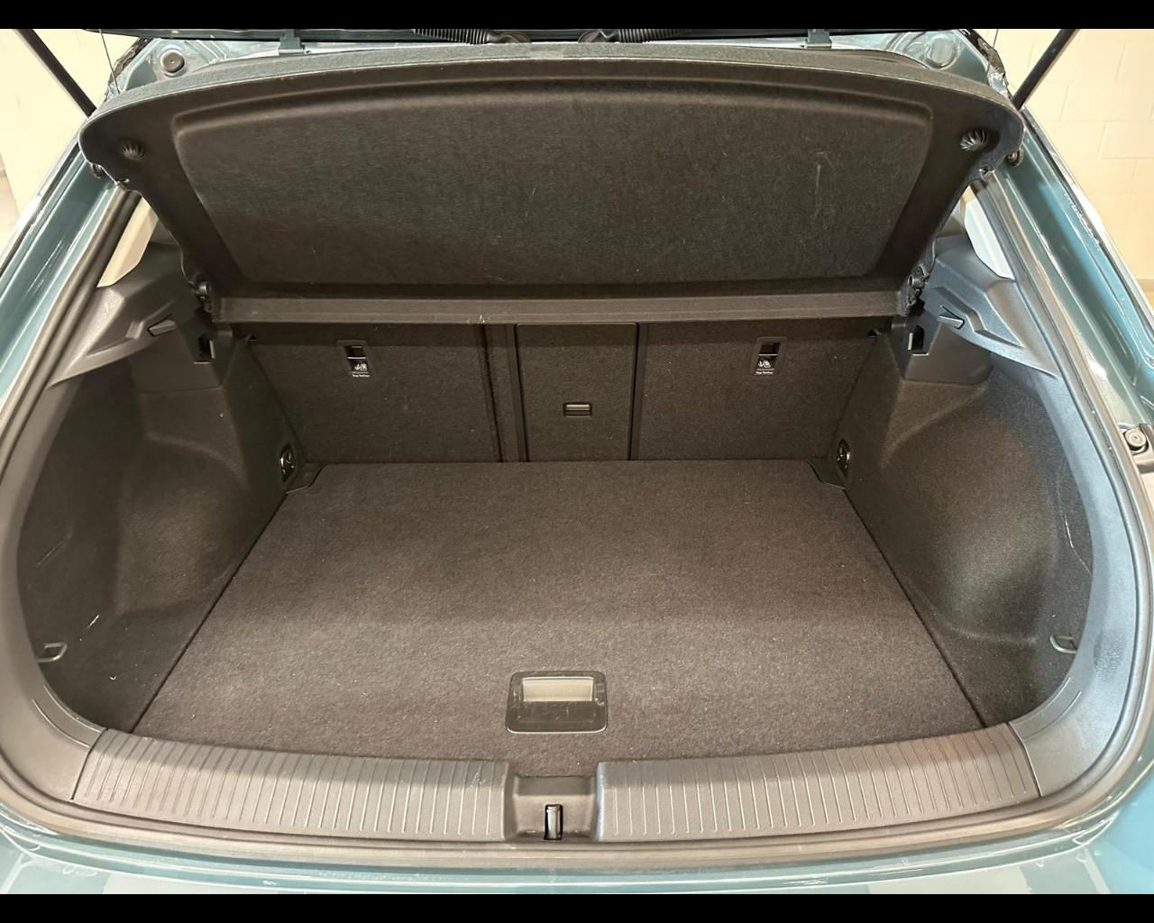 VOLKSWAGEN T-Roc - T-Roc 1.0 TSI Style