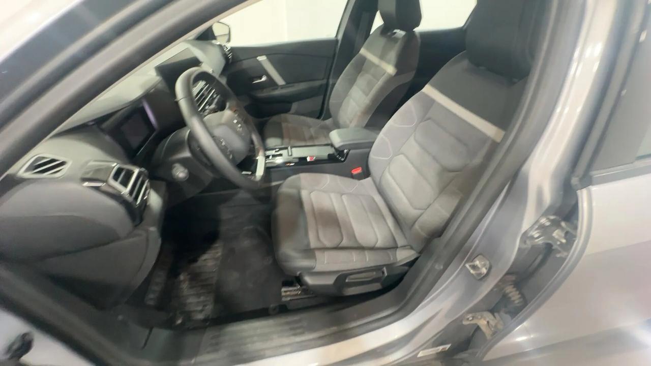 Citroen C4 X PureTech 130 S&S EAT8 Plus