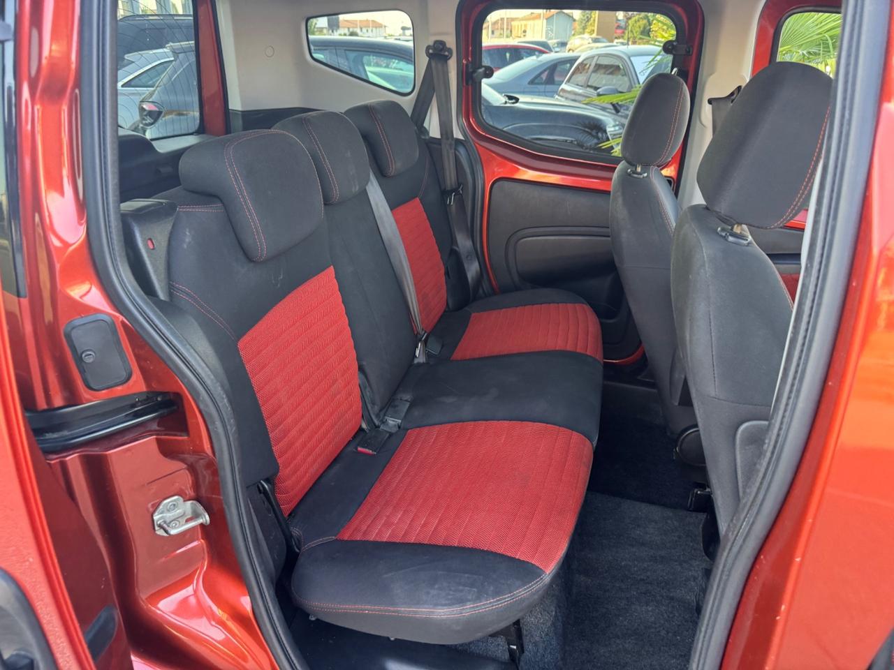 Fiat Qubo 1.3 MJT 75 CV Trekking