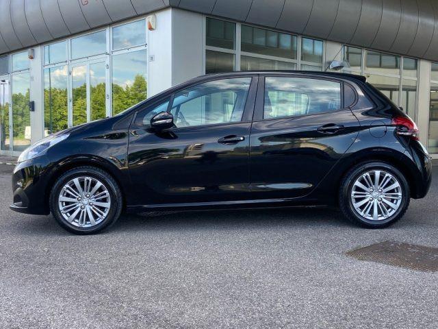 PEUGEOT 208 BlueHDi 75 5P.Allure