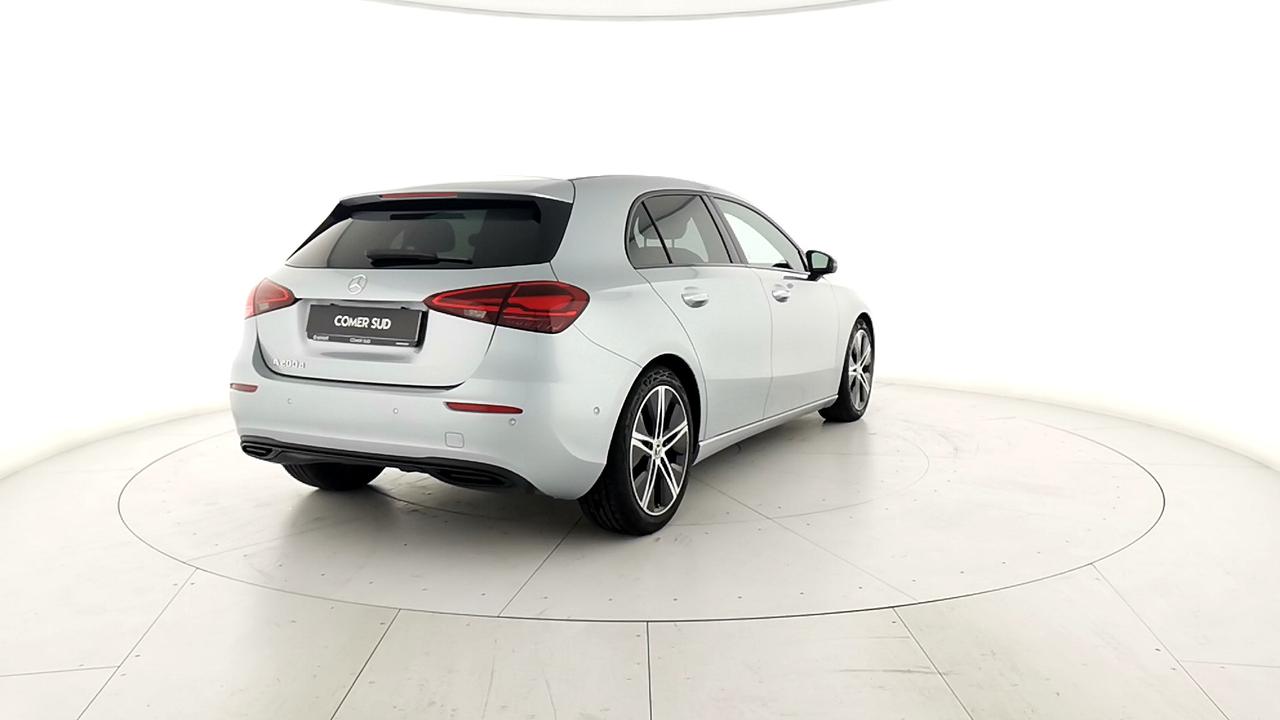 Mercedes-Benz Classe A - W177 2023 - A 200 d Progressive Advanced auto