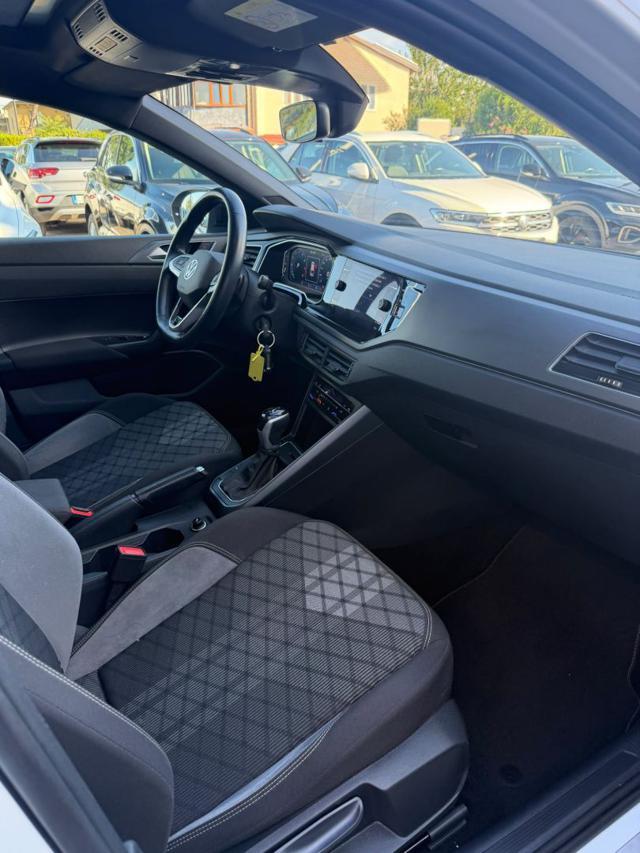 VOLKSWAGEN Taigo 1.0 TSI 110 CV DSG R-Line NEO PATENTATO