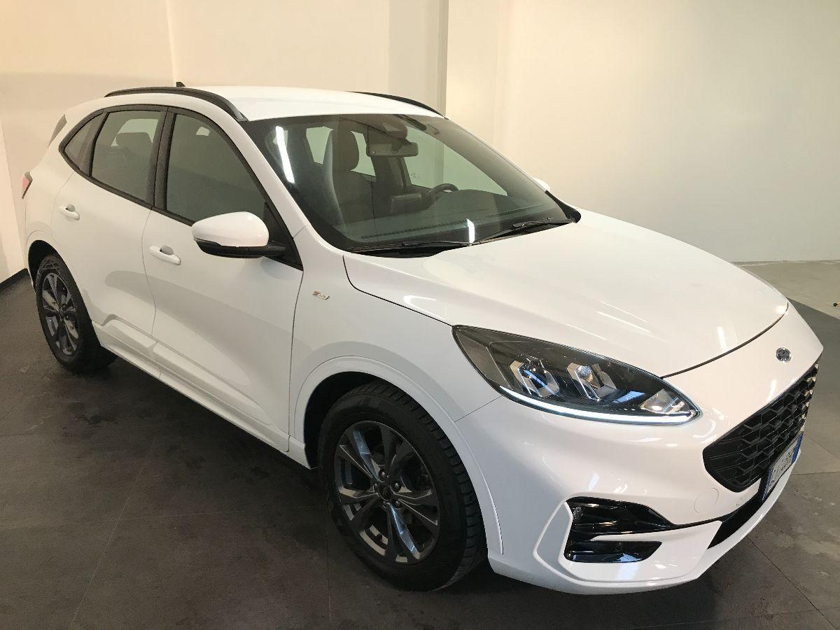 FORD Kuga 1.5 TDCI 120 CV AUTOMATICA ST-Line
