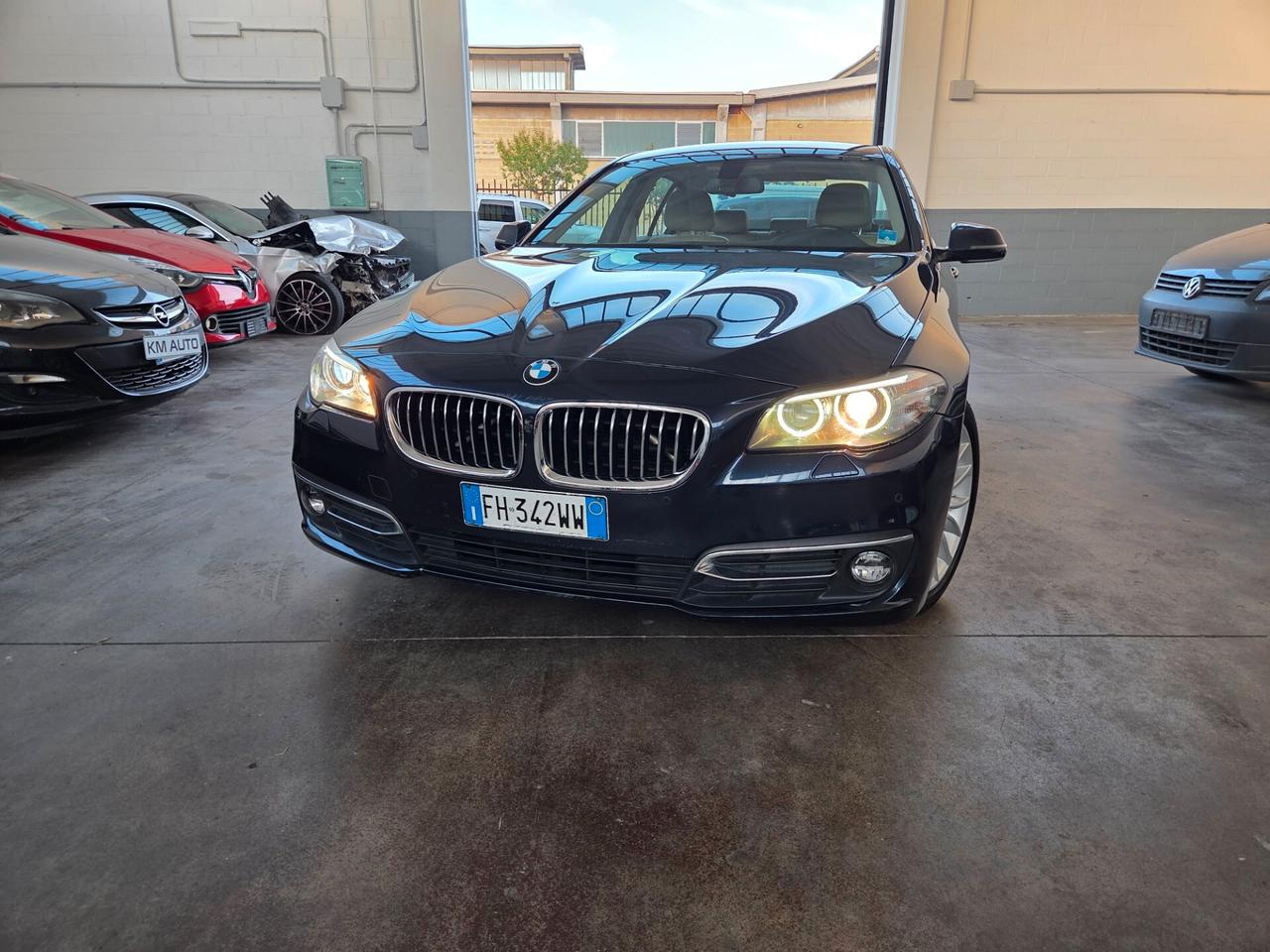 Bmw 520 520d xDrive Luxury