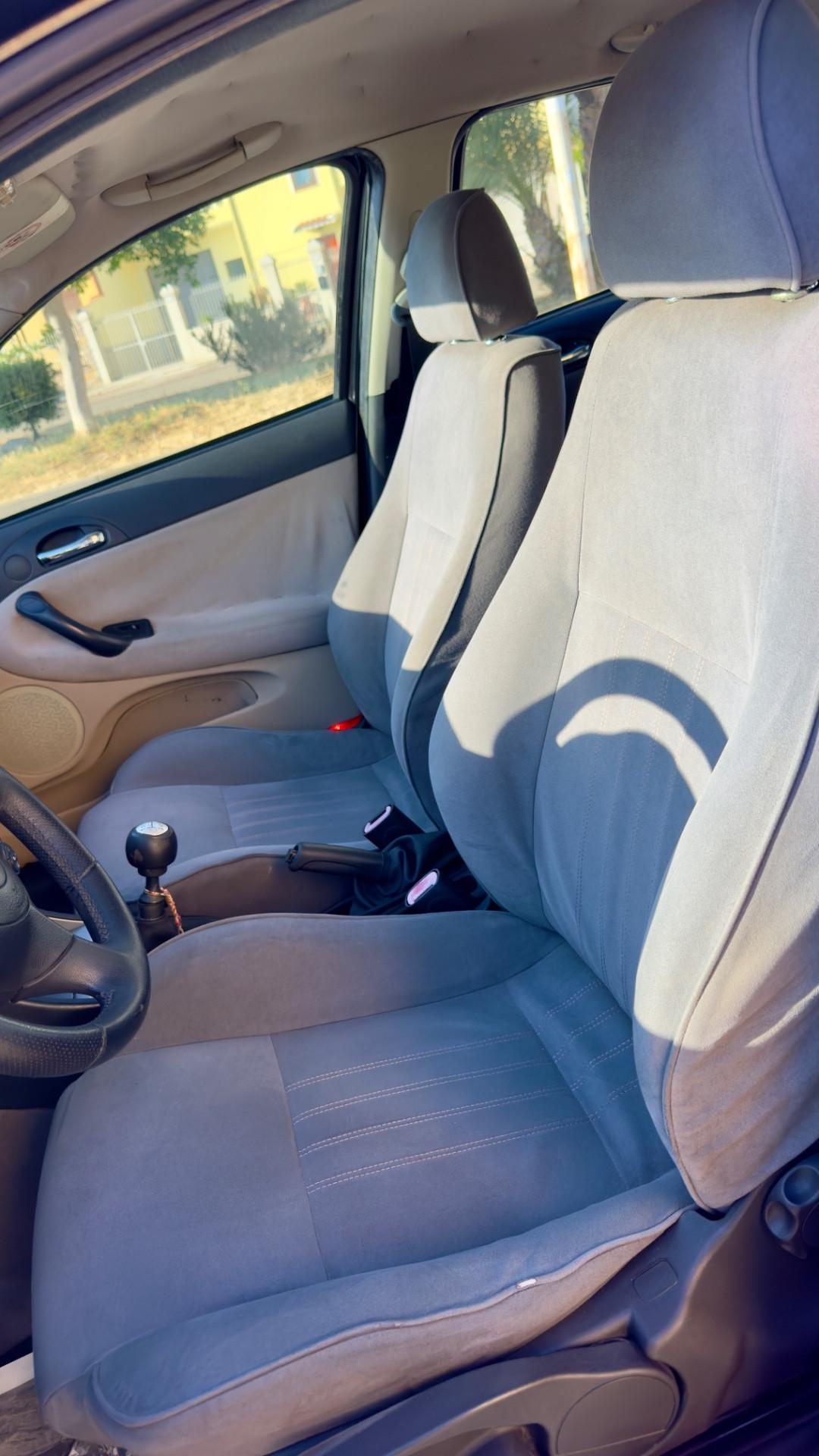Alfa Romeo 147 1.9 JTD M-JET 16V 5 porte Dist.