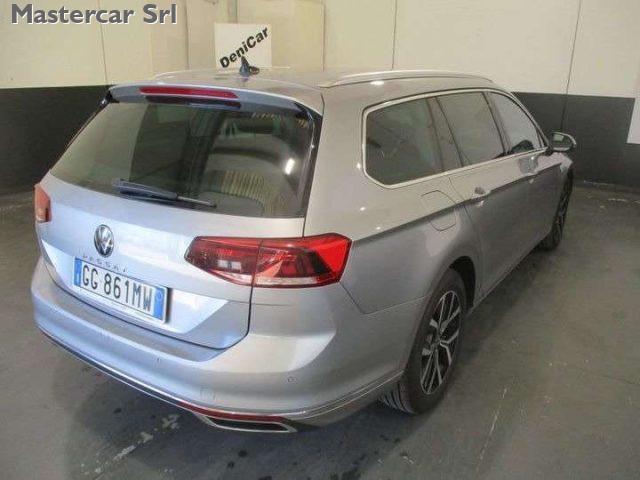 VOLKSWAGEN Passat Variant 2.0 tdi Executive 150cv dsg - GG861MW