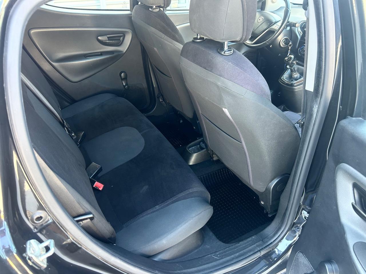 Lancia Ypsilon 1.2 GPL