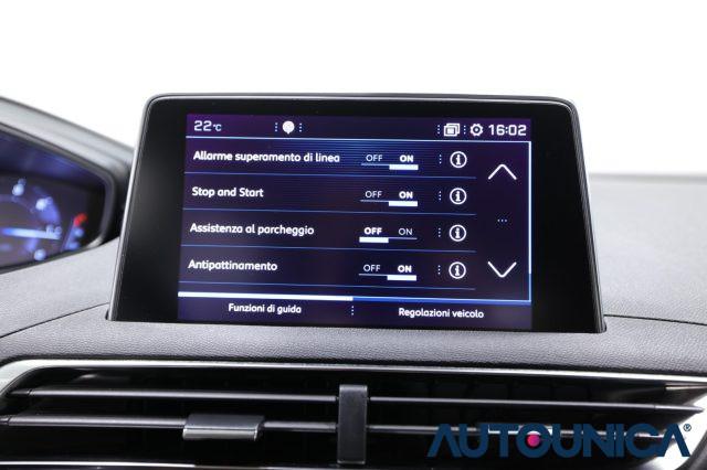 PEUGEOT 3008 BLUEHDI 130 S&S EAT8 ALLURE FARI LED NEOPATENTATI