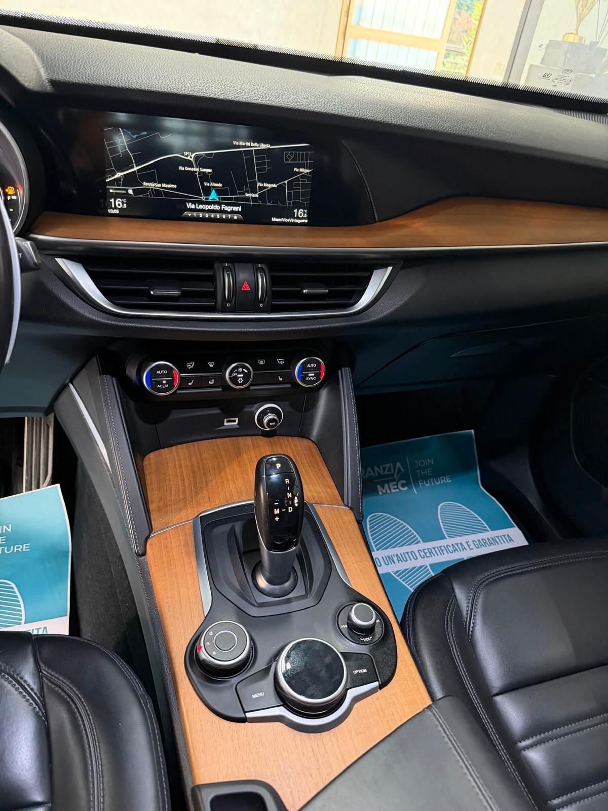 Alfa Romeo Stelvio Benzina 280Cv Tagliandi certificati