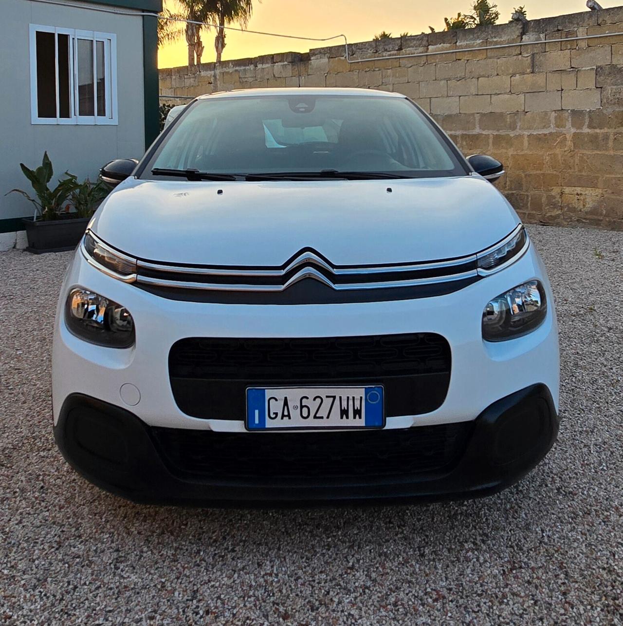 Citroen C3 2020 Citroen c3 BlueHdi Shine tagliandata con fatture