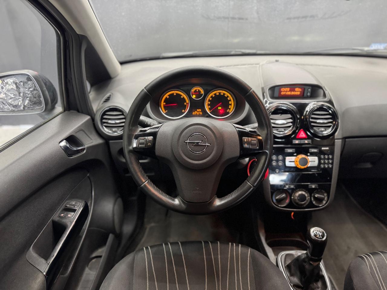 Opel Corsa 1.3 CDTI 5 porte ADATTA NEOPATENTATI