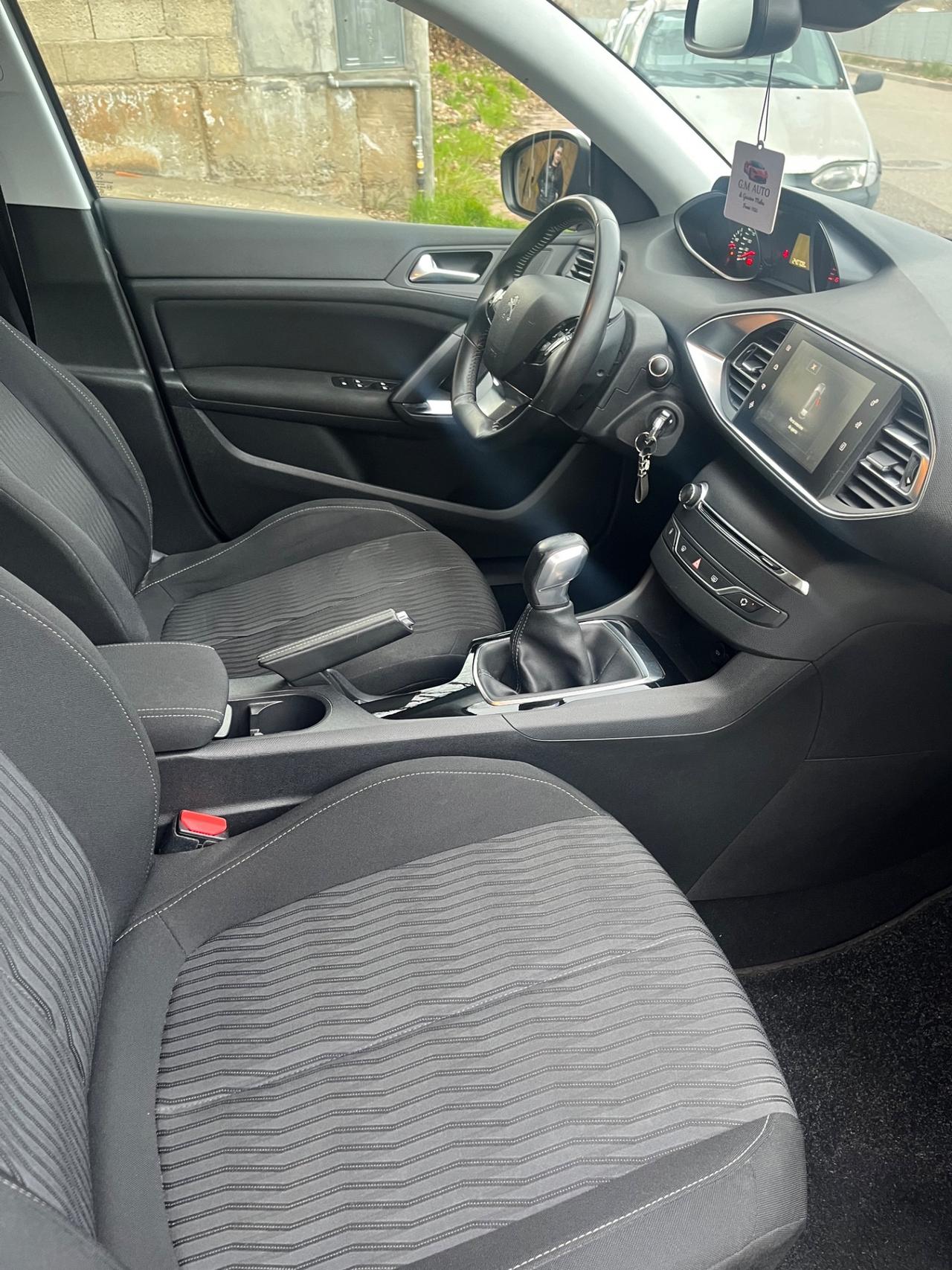 Peugeot 308 1.6 HDi 92 CV Business