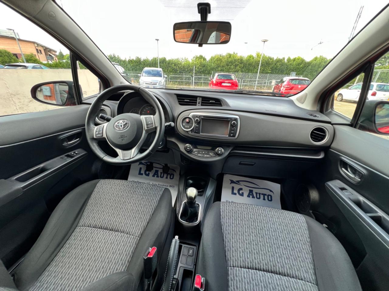 Toyota Yaris 1.0 5 porte Lounge. NEOPATENTATO