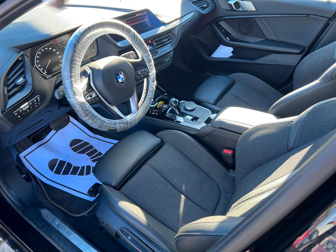 Bmw 118 118d 5p. Msport