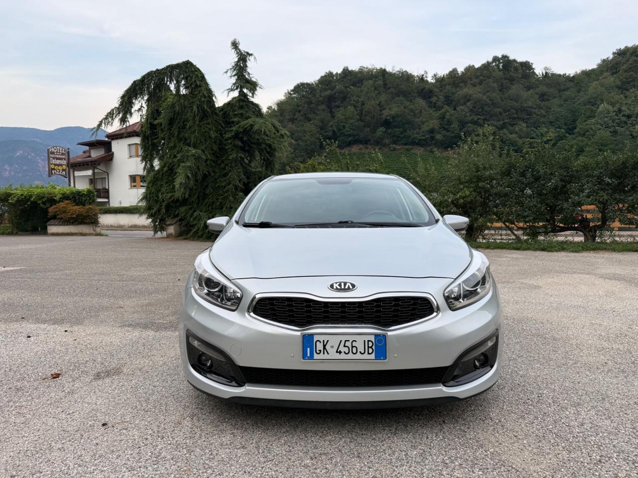Kia Ceed cee'd 1.4 CRDi 5 porte Active