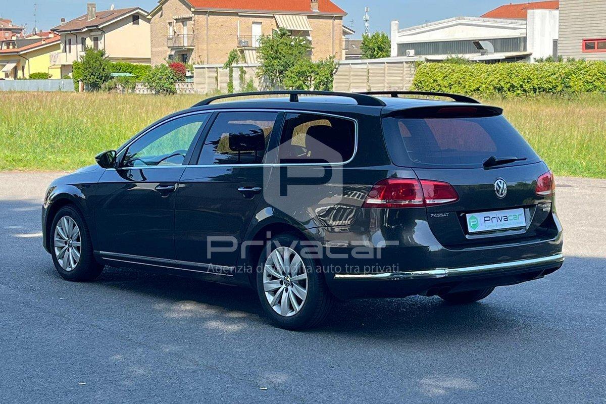 VOLKSWAGEN Passat 2.0 TDI Comfortline BlueM. Tech.