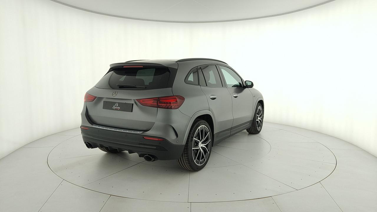 Mercedes-Benz Mercedes-AMG GLA 35 4MATIC