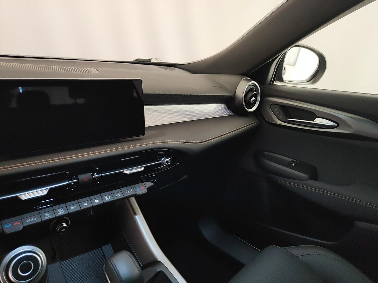 Alfa Romeo Tonale 1.3 280 CV PHEV AT6 Q4 Veloce