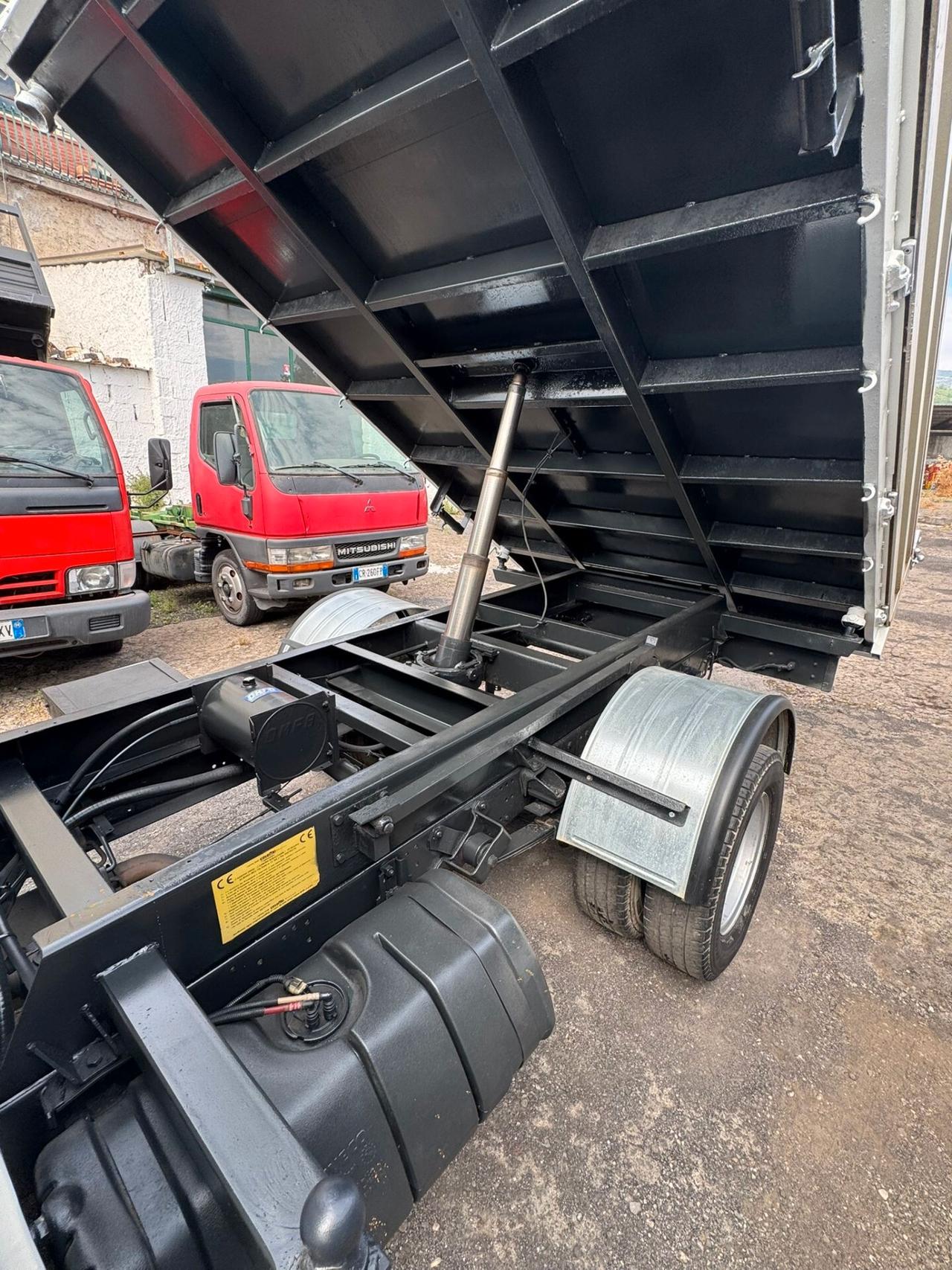IVECO DAILY 35C17 170 CV RIBALTABILE TRILATERALE