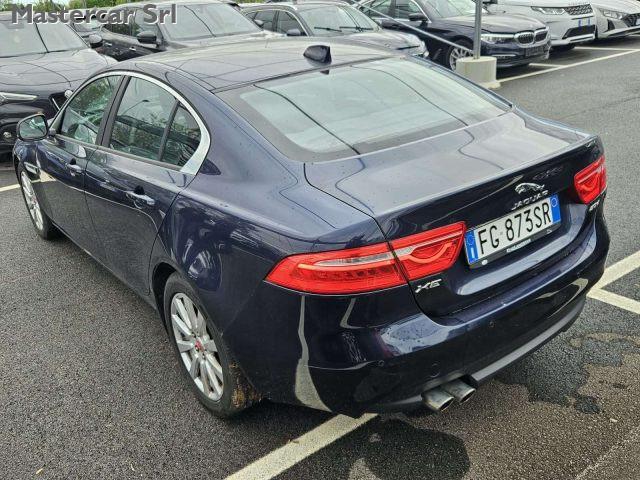 JAGUAR XE XE 2.0d Pure Business edition 180cv tg: FG873SR