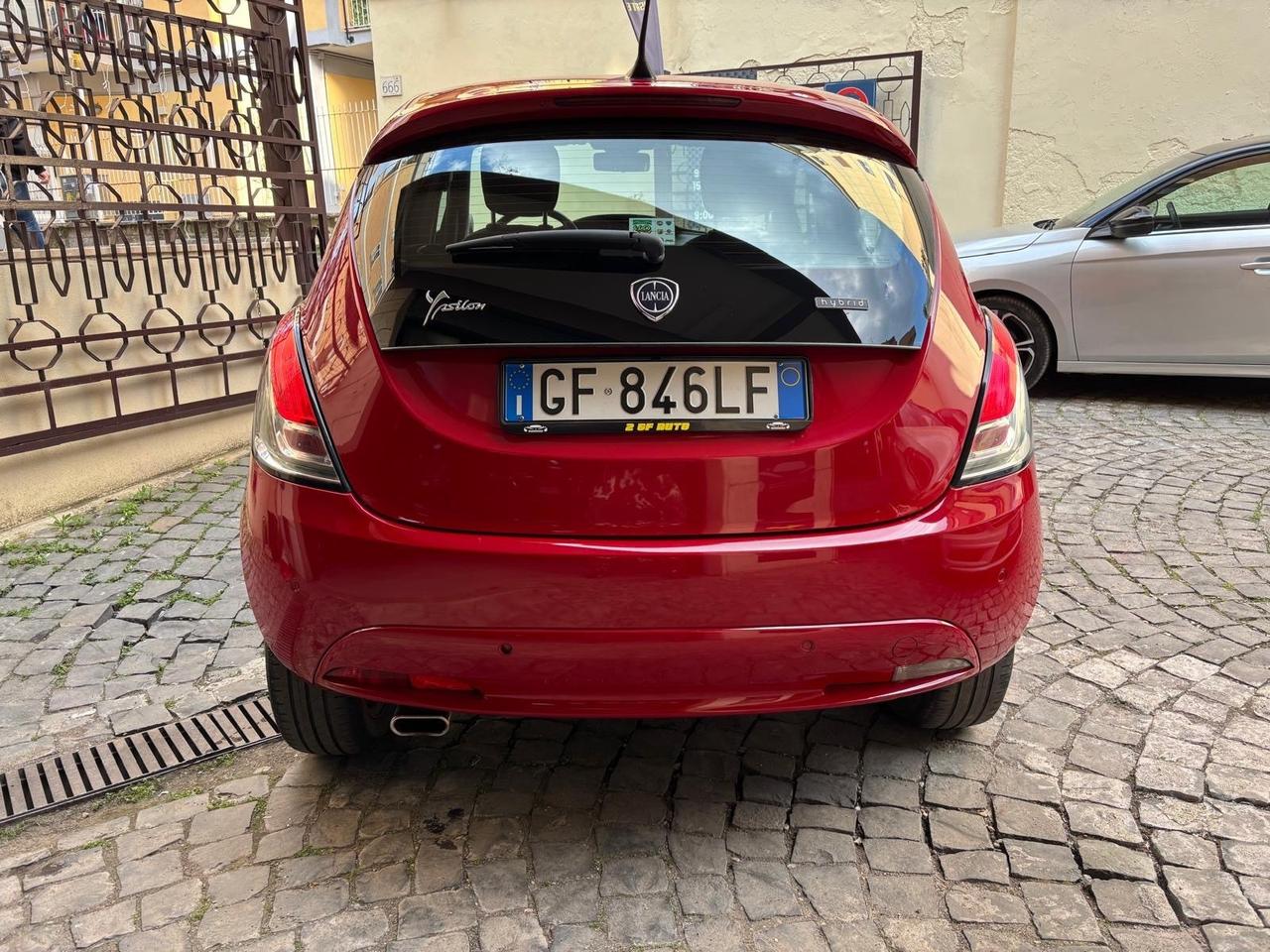 Lancia Ypsilon 1.0 FireFly 5 porte S&S Hybrid Ecochic Gold