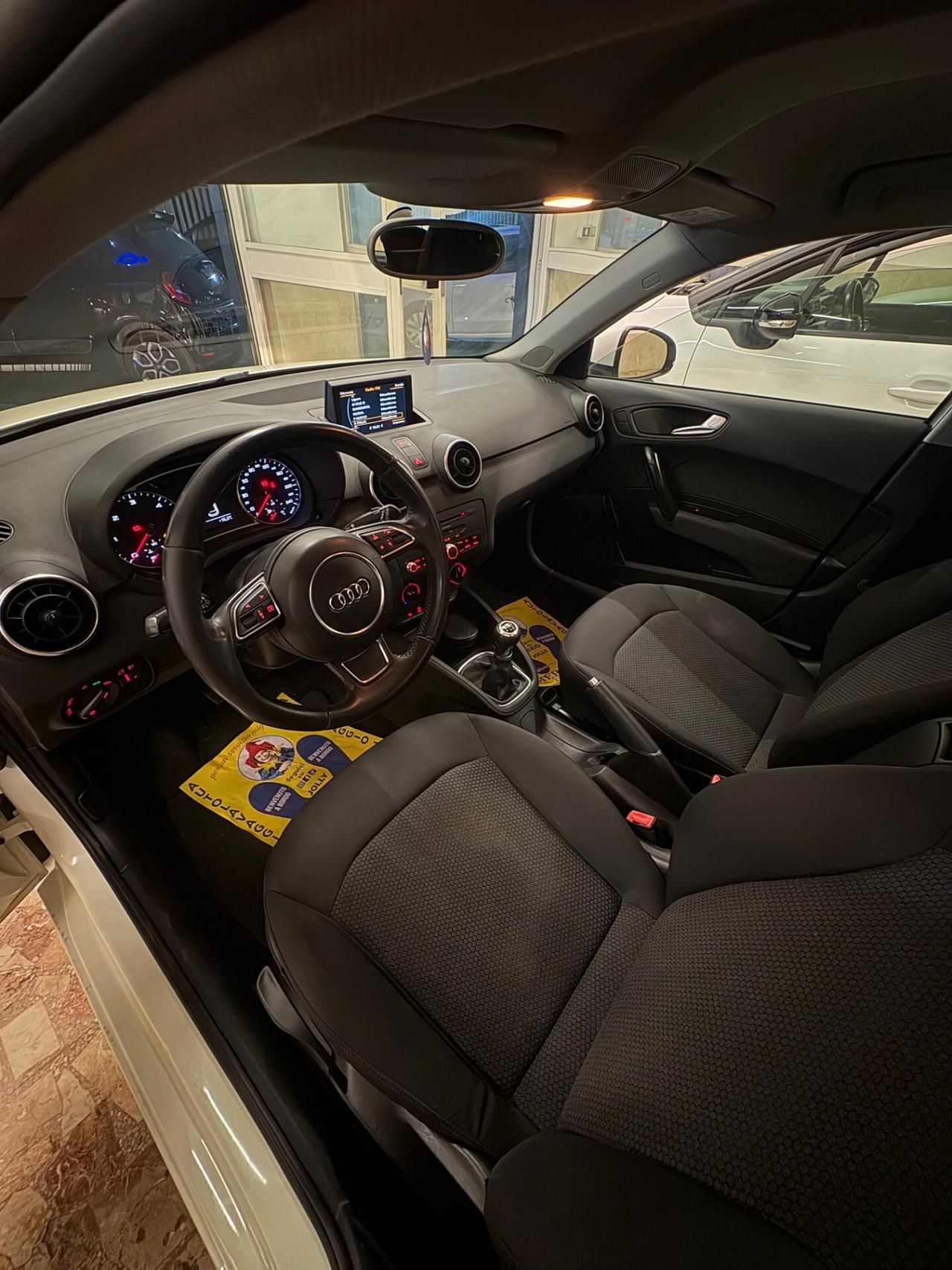 Audi A1 1.6 TDI S line edition plus